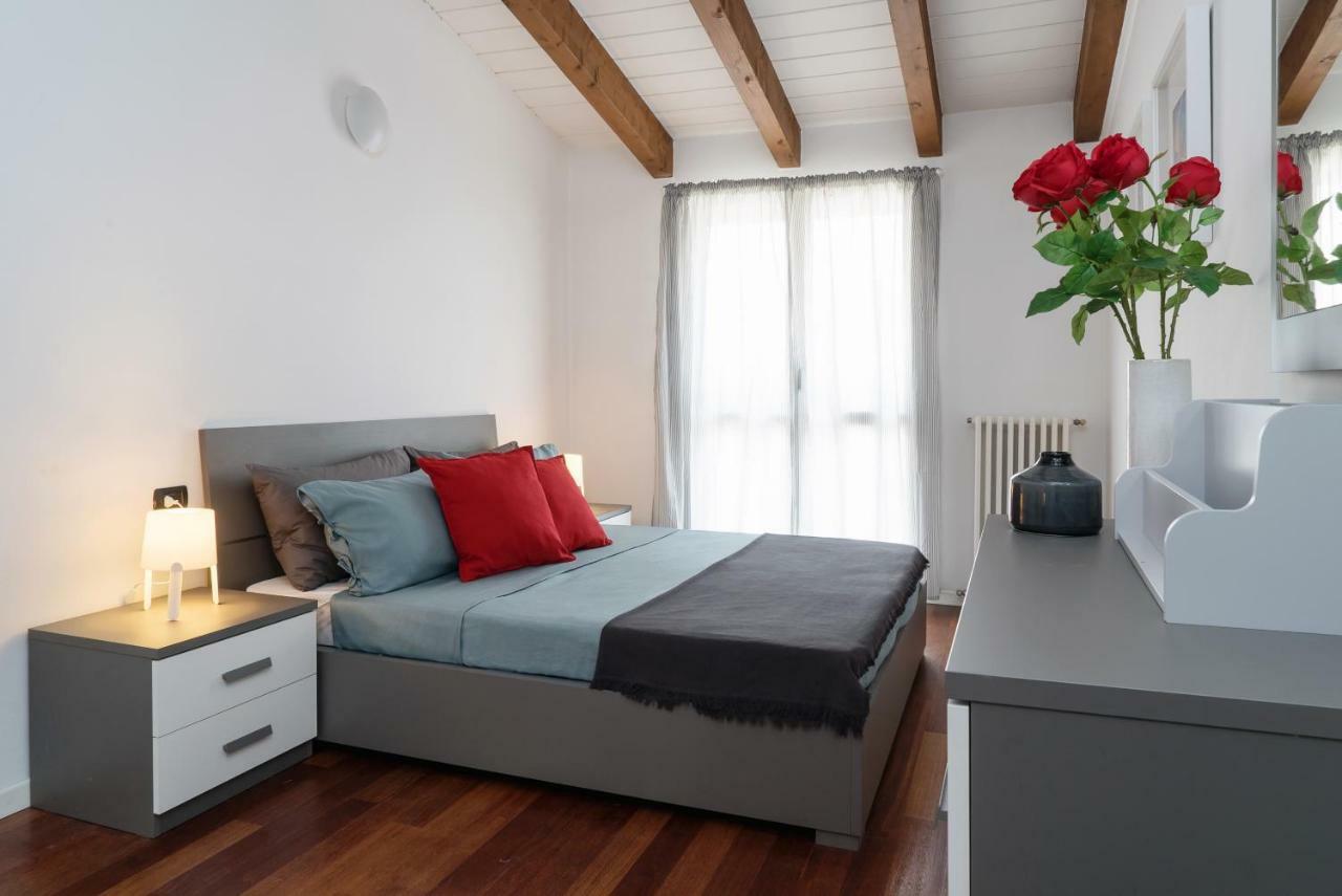 Large Apartment In Milan Center Exterior photo